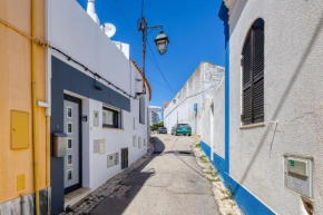 Little House in Centre of Alvor